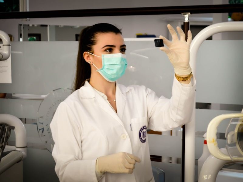جلسة توعية مجتمعية حول الطوارئ القلبية